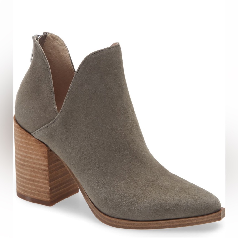 Steve Madden Cedar Bootie size 6 grey suede